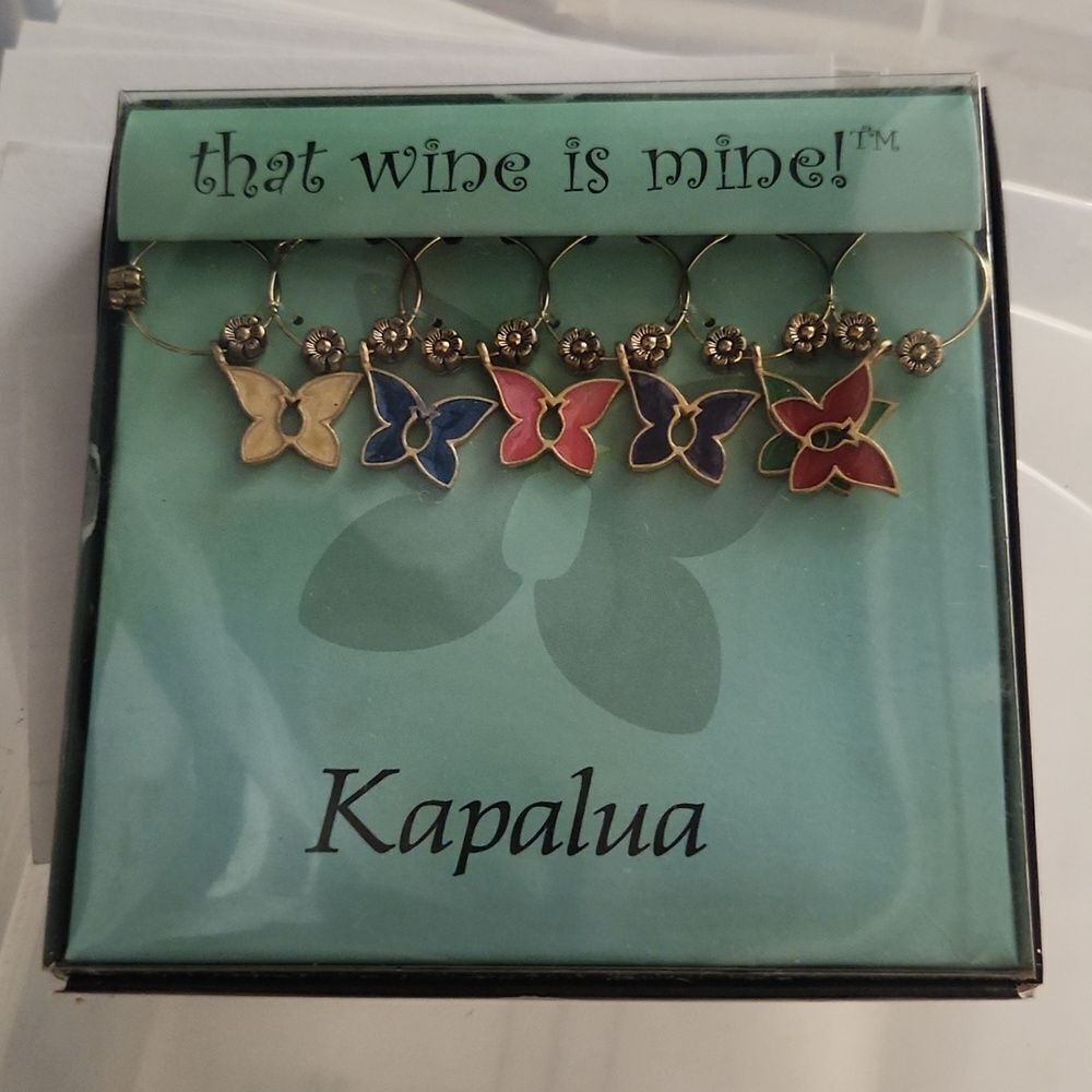 Kapalua Butterfly Logo That Wine is Mine Wine Charms NIB